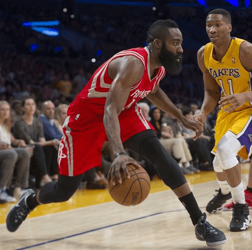 又能在禁区 又能在禁区