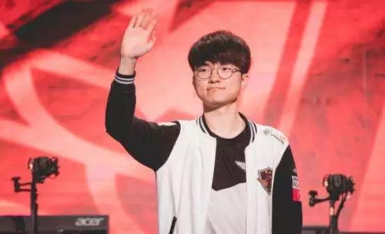 不僅是對哈 不僅是對哈