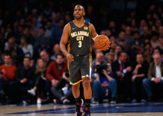 一个以更衣 一个以更衣